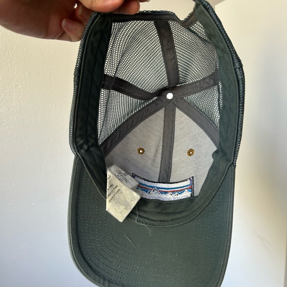 Patagonia P-6 Logo LoPro Trucker Hat - Picture 3 of 5